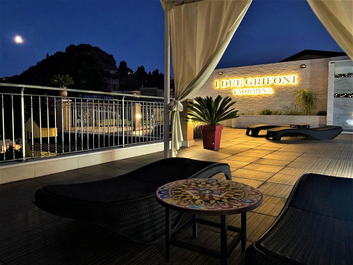 I Due Grifoni Apartments Taormina Exterior photo