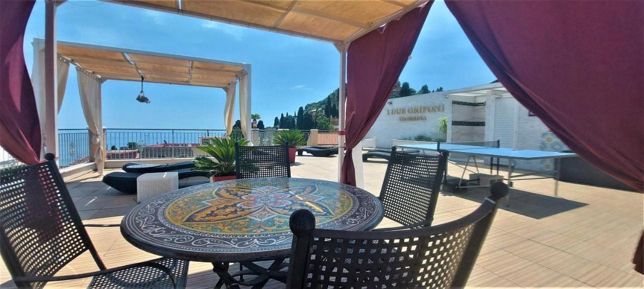 I Due Grifoni Apartments Taormina Exterior photo