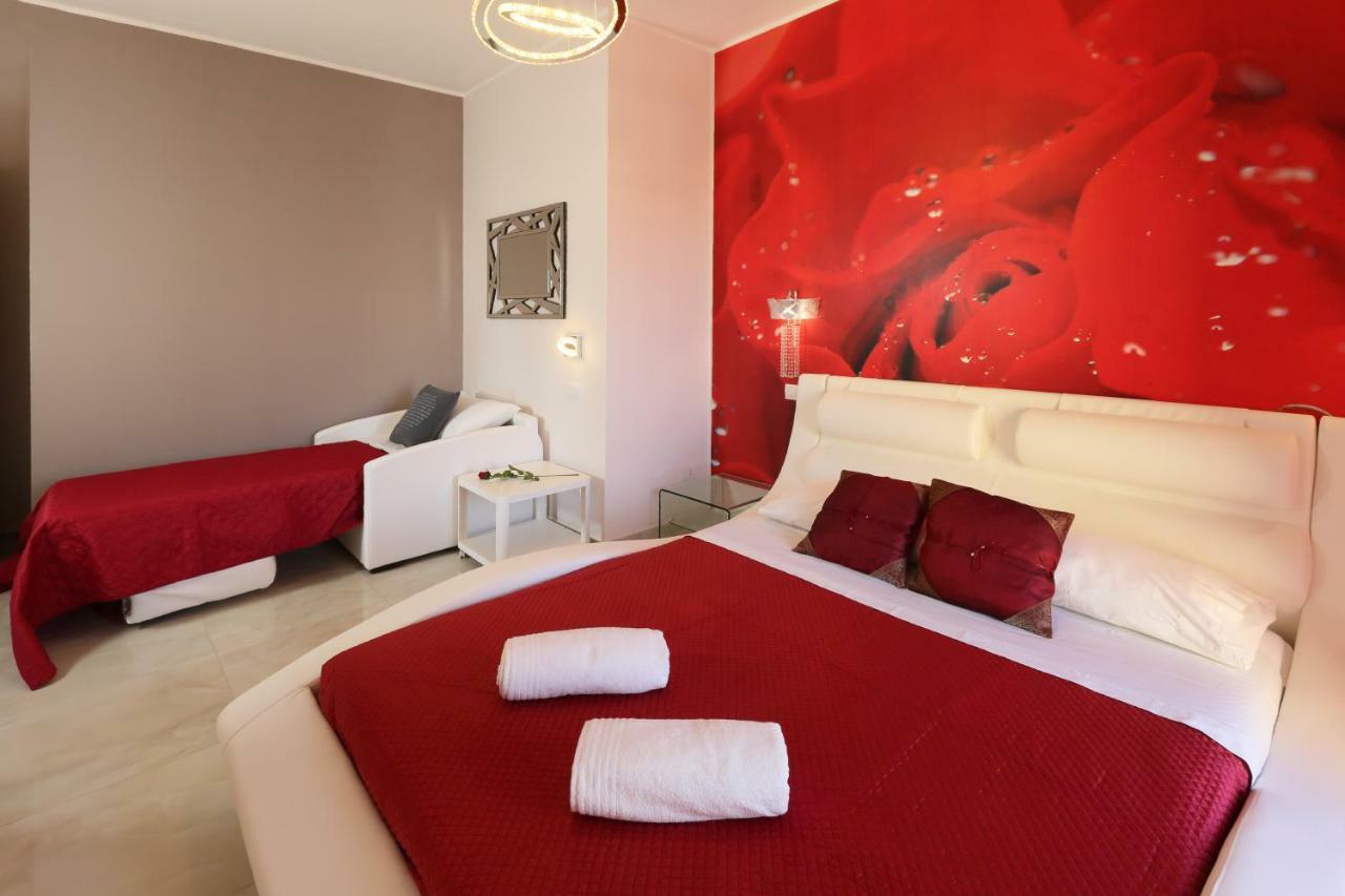 I Due Grifoni Apartments Taormina Exterior photo